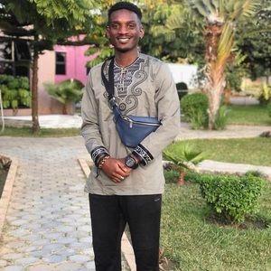 Meet your Posher, Ahinga